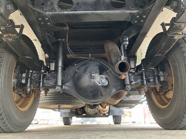 三菱ふそうキャンターアルミバン小型（2t・3t）[写真24]