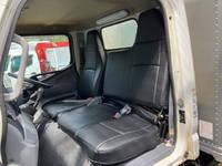 三菱ふそうキャンターアルミバン小型（2t・3t）[写真29]