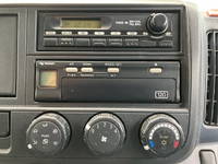 三菱ふそうキャンターアルミバン小型（2t・3t）[写真36]