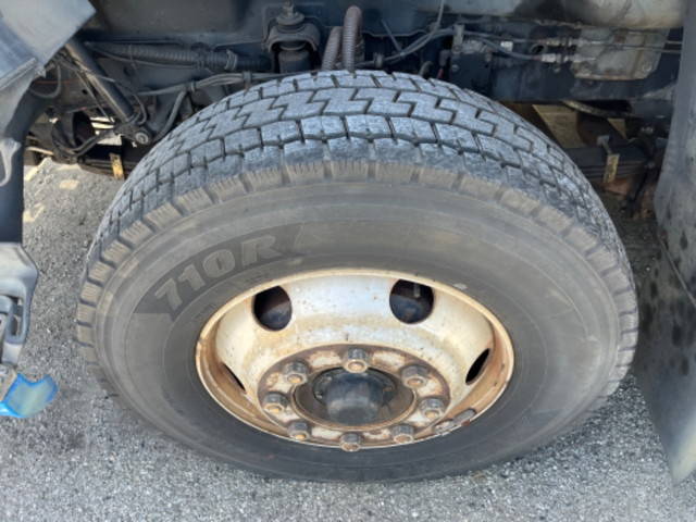 いすゞギガトレーラーヘッド（トラクターヘッド）大型（10t）[写真16]