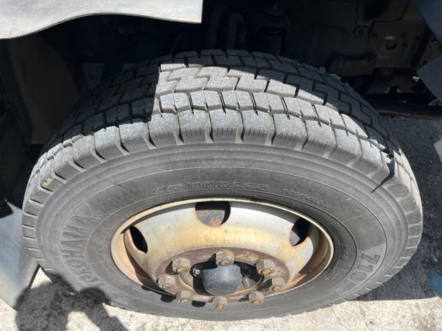 いすゞギガトレーラーヘッド（トラクターヘッド）大型（10t）[写真17]