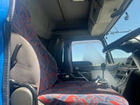 いすゞギガトレーラーヘッド（トラクターヘッド）大型（10t）[写真25]