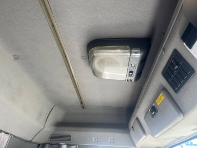 いすゞギガトレーラーヘッド（トラクターヘッド）大型（10t）[写真26]