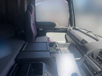 いすゞギガトレーラーヘッド（トラクターヘッド）大型（10t）[写真31]