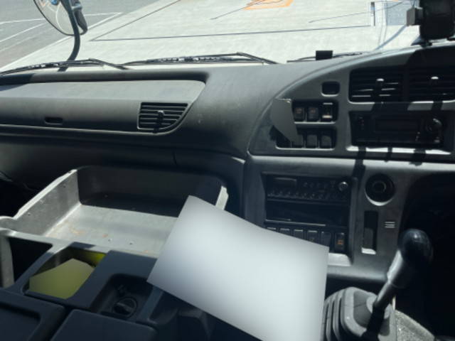 いすゞギガトレーラーヘッド（トラクターヘッド）大型（10t）[写真32]