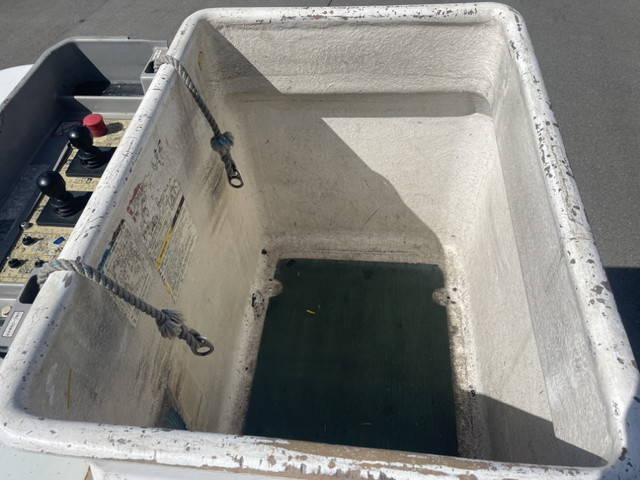 いすゞエルフ高所作業車小型（2t・3t）[写真13]