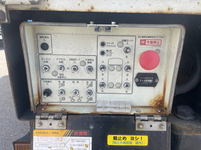 いすゞエルフ高所作業車小型（2t・3t）[写真15]