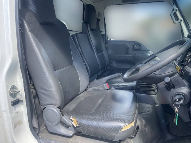 いすゞエルフ高所作業車小型（2t・3t）[写真29]