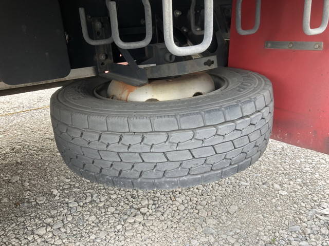 UDトラックスクオンアルミウイング大型（10t）[写真19]