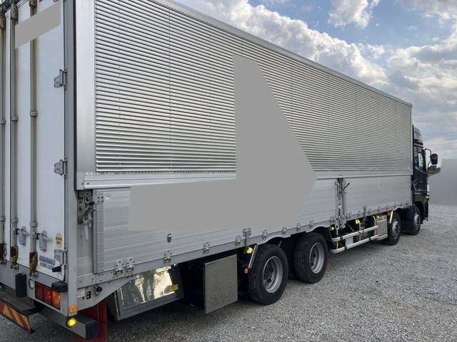 UDトラックスクオンアルミウイング大型（10t）[写真02]