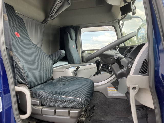 UDトラックスクオンアルミウイング大型（10t）[写真27]