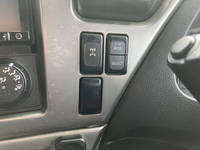 UDトラックスクオンアルミウイング大型（10t）[写真35]