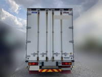 UDトラックスクオンアルミウイング大型（10t）[写真07]