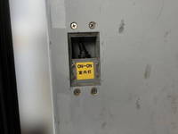 UDトラックスクオンアルミウイング大型（10t）[写真09]