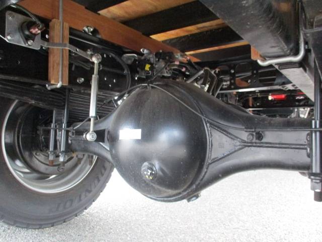 三菱ふそうファイタークレーン4段中型（4t）[写真11]