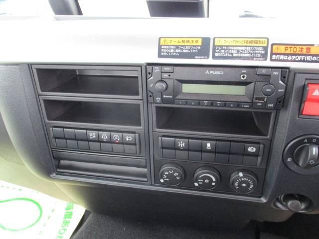 三菱ふそうファイタークレーン4段中型（4t）[写真05]