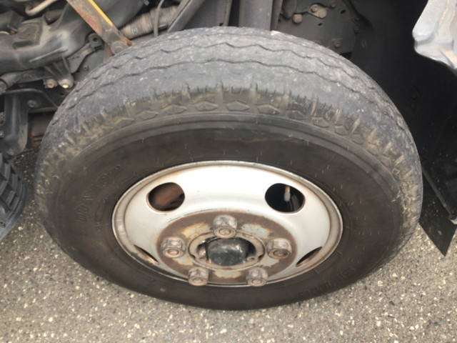 日野デュトロ高所作業車小型（2t・3t）[写真16]