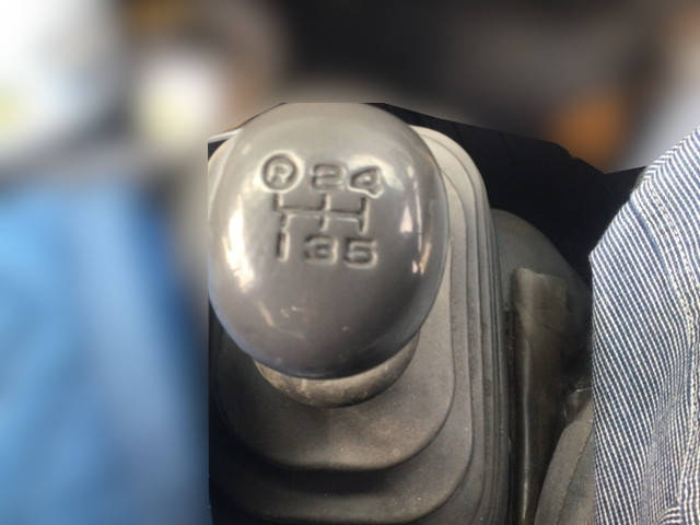 日野デュトロ高所作業車小型（2t・3t）[写真25]