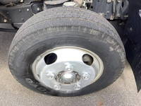 いすゞエルフ平ボディ小型（2t・3t）[写真14]