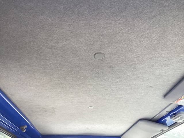 いすゞエルフ平ボディ小型（2t・3t）[写真27]