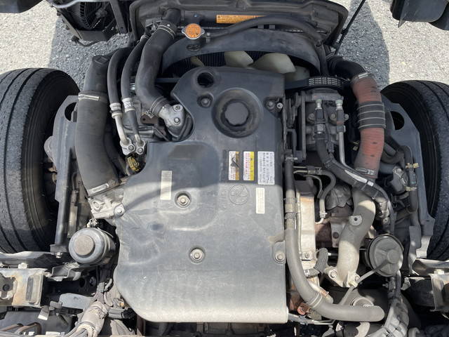 いすゞエルフ冷凍車（冷蔵車）小型（2t・3t）[写真24]