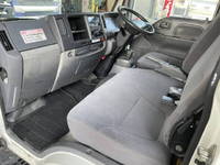 いすゞエルフ冷凍車（冷蔵車）小型（2t・3t）[写真30]