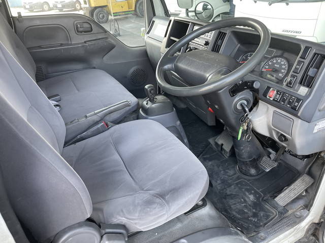 いすゞエルフ冷凍車（冷蔵車）小型（2t・3t）[写真31]