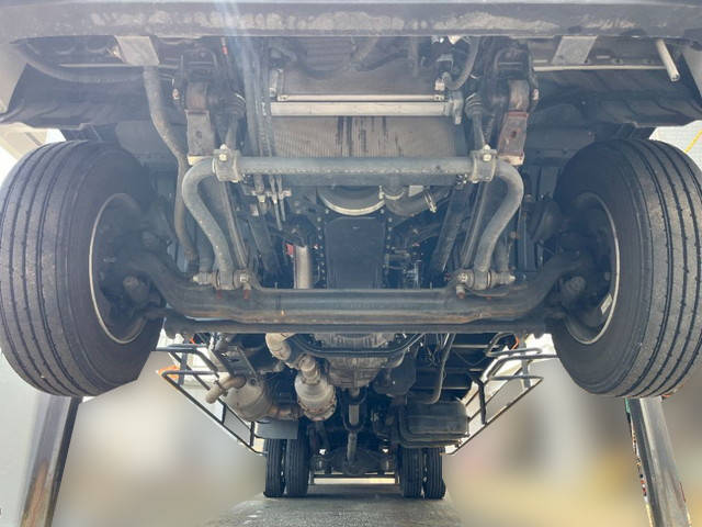 三菱ふそうファイターセルフクレーン3段増トン（6t・8t）[写真23]