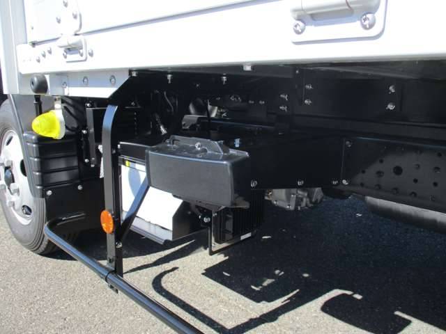 三菱ふそうキャンターアルミウイング小型（2t・3t）[写真16]