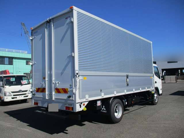 三菱ふそうキャンターアルミウイング小型（2t・3t）[写真03]