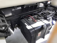 いすゞエルフコンテナ専用車小型（2t・3t）[写真10]