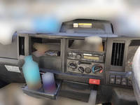 いすゞエルフコンテナ専用車小型（2t・3t）[写真23]