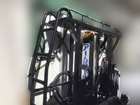 いすゞエルフコンテナ専用車小型（2t・3t）[写真06]