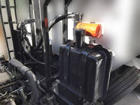 いすゞエルフコンテナ専用車小型（2t・3t）[写真07]