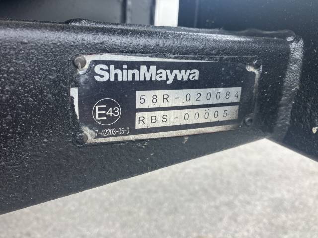 いすゞエルフアルミバン小型（2t・3t）[写真10]