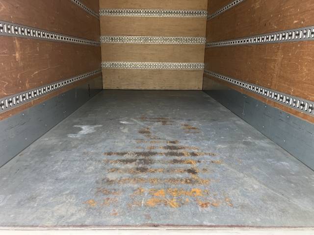 いすゞエルフアルミバン小型（2t・3t）[写真18]