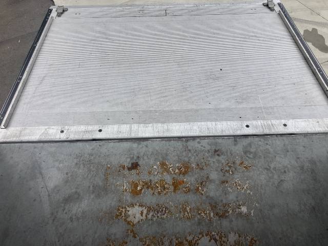 いすゞエルフアルミバン小型（2t・3t）[写真20]