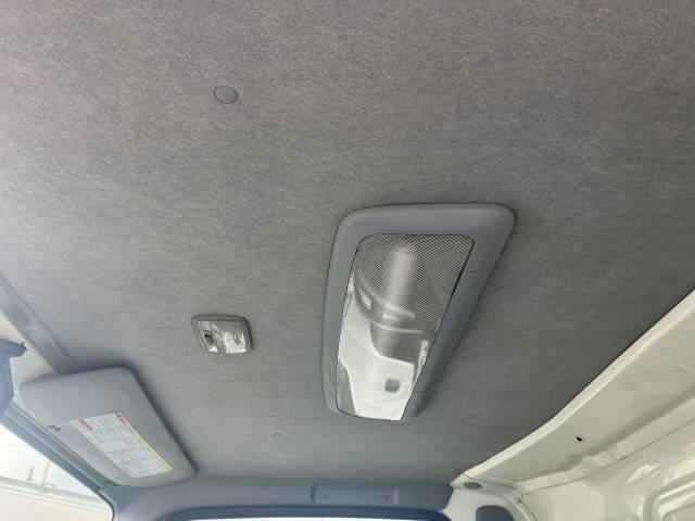 いすゞエルフアルミバン小型（2t・3t）[写真28]