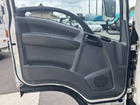 いすゞエルフアルミバン小型（2t・3t）[写真30]