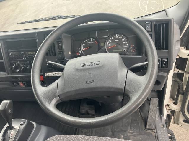 いすゞエルフアルミバン小型（2t・3t）[写真35]