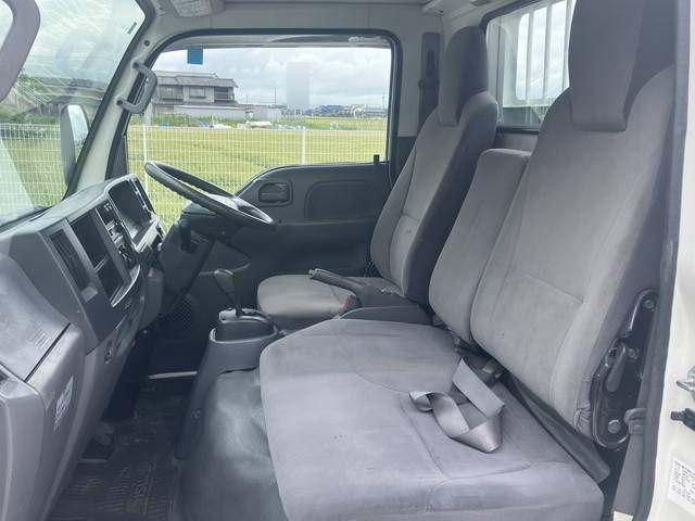 いすゞエルフ平ボディ小型（2t・3t）[写真19]