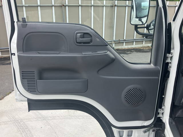 いすゞエルフ平ボディ小型（2t・3t）[写真21]