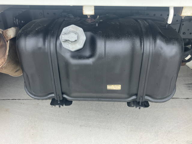 いすゞエルフ平ボディ小型（2t・3t）[写真32]