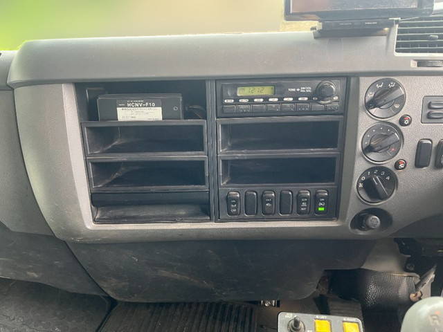 三菱ふそうファイターダンプ中型（4t）[写真32]