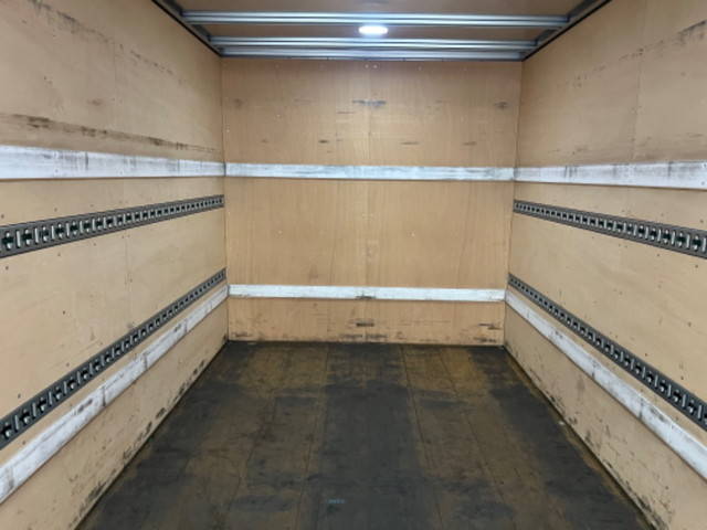 日野レンジャーアルミバン中型（4t）[写真12]