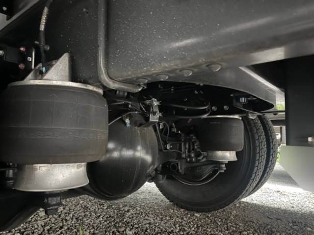 日野レンジャーアルミバン中型（4t）[写真23]