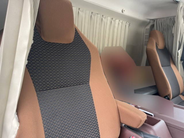 日野レンジャーアルミバン中型（4t）[写真32]