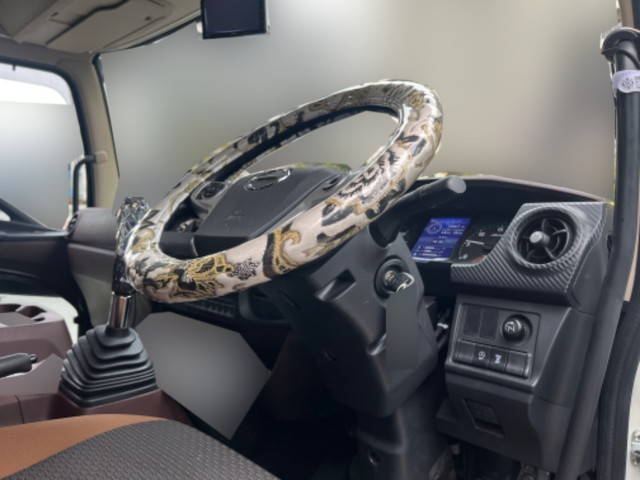 日野レンジャーアルミバン中型（4t）[写真33]