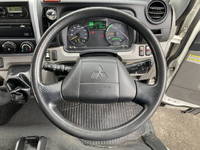 三菱ふそうキャンターアルミバン小型（2t・3t）[写真34]