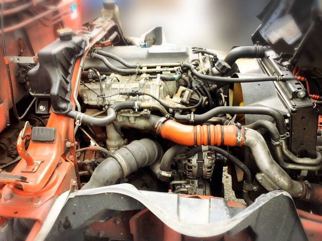 三菱ふそうキャンタークレーン4段小型（2t・3t）[写真15]